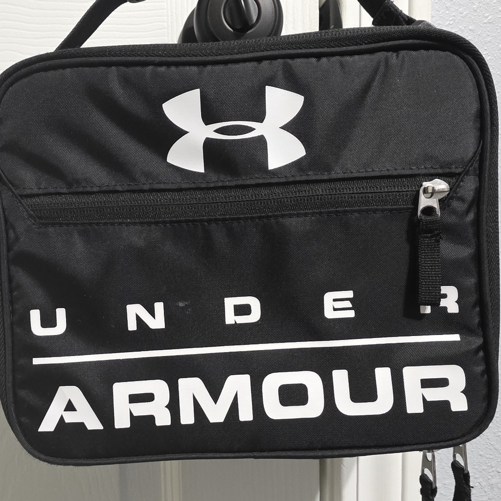 Under Armour x Thermos Black Lunch Bag - Picture 2 of 6